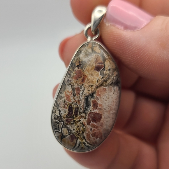 Rhodochrosite pendant in sterling - Picture 2 of 5